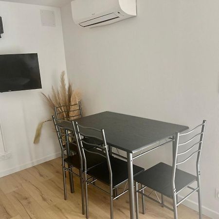Charmant Et Confortable Appartement Narbonne Exterior foto