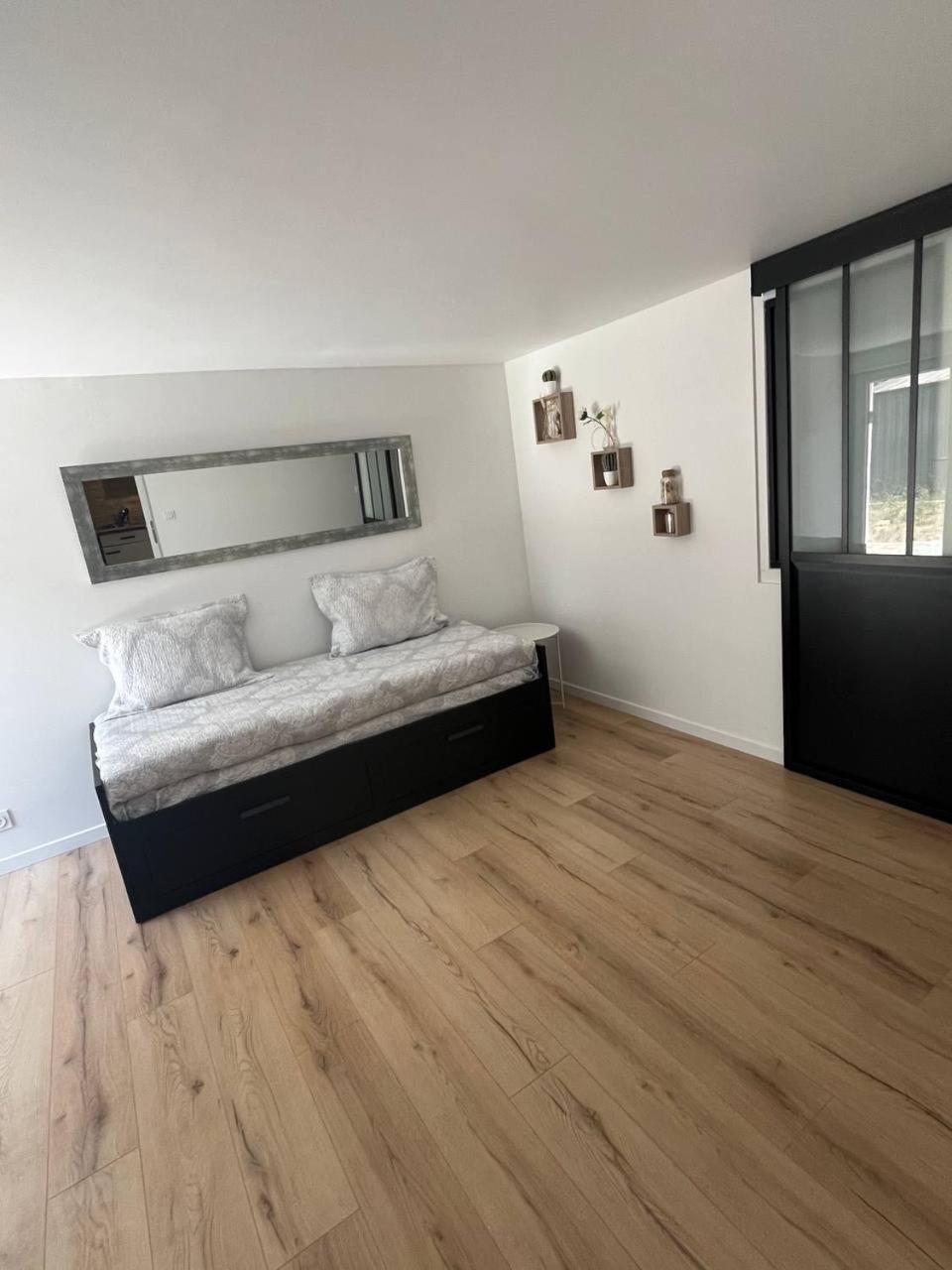 Charmant Et Confortable Appartement Narbonne Exterior foto